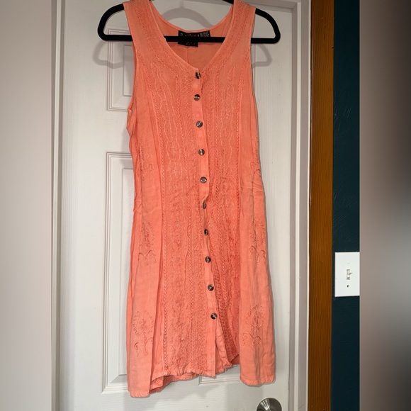 raya sun Dresses & Skirts - Raya Sun Peach Button-Front Midi Dress